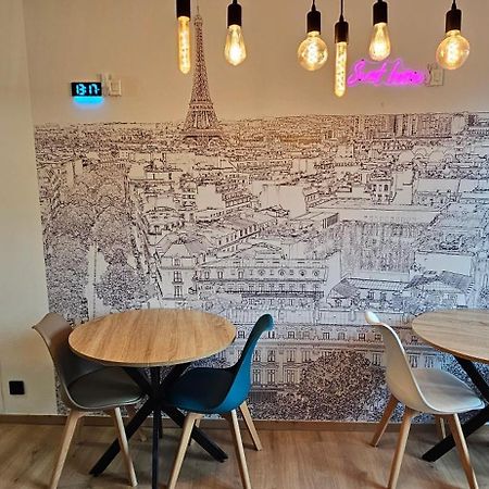 Chambre confort - PARIS-ORLY - Séjour chez l'habitant Choisy-le-Roi Esterno foto